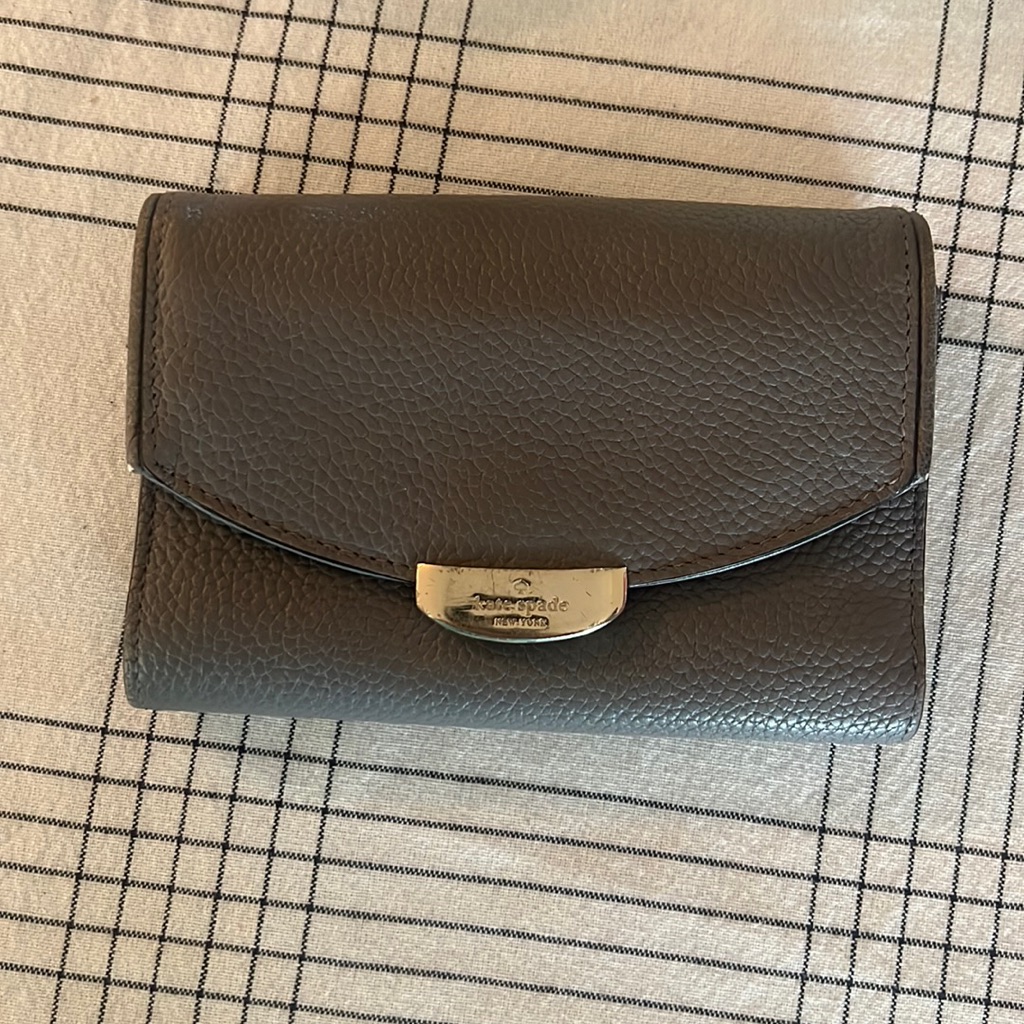 Nice Kate Spade Wallet